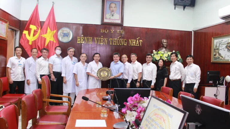 BỆNH VIỆN THỐNG NHẤT HỢP TÁC, ĐẨY MẠNH PHÁT TRIỂN CHUYÊN NGÀNH LÃO NHA