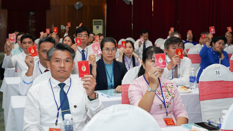 Dai bieu bieu quyet cac chi tieu dai hoi
