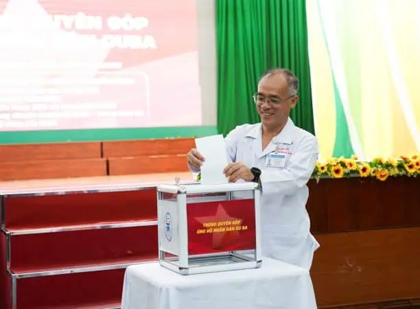 Đưa ra lời kêu gọi quyên góp hỗ trợ nhân dân Cuba qua các hoạt động từ thiện của bệnh viện.