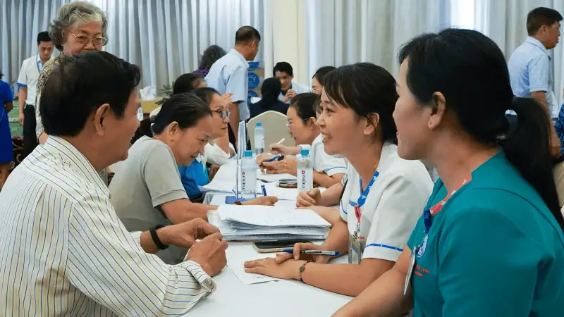 Benh vien Thong Nhat chung tay cham soc suc khoe nguoi cao tuoi Khoe de song vui 6