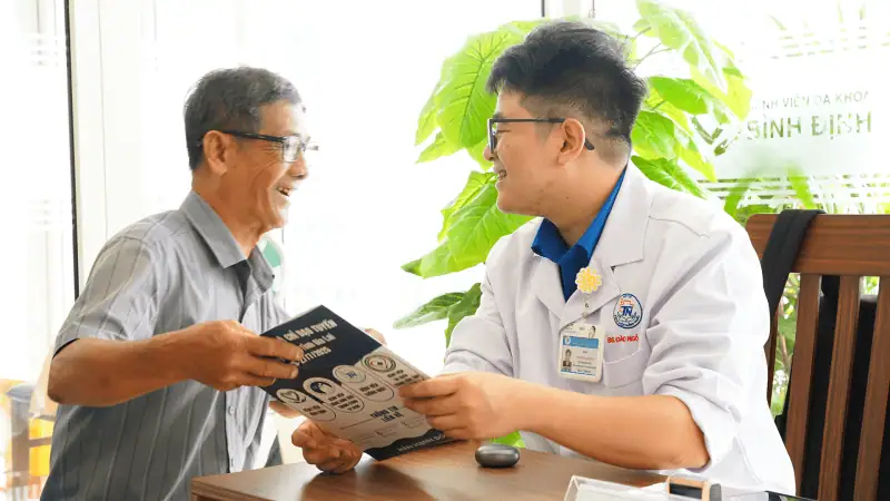 Kham benh phat thuoc tai Gia Lai 2