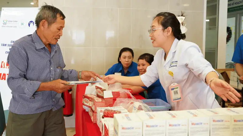 Kham benh phat thuoc tai Gia Lai 6