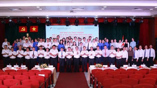 img2893 17530670845091404831014