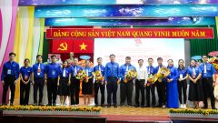 BCH ra mat dai hoi
