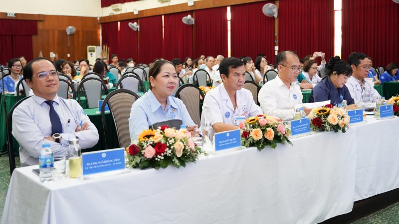 Ban Giam khao Cuoc thi video clip tuyen truyen An toan nguoi benh