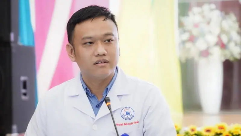 ThS. BS Bui Xuan Khai Khoa Noi Tim mach Benh vien Thong Nhat chia se ve phuong phap cham soc giam nhe cho benh nhan suy tim