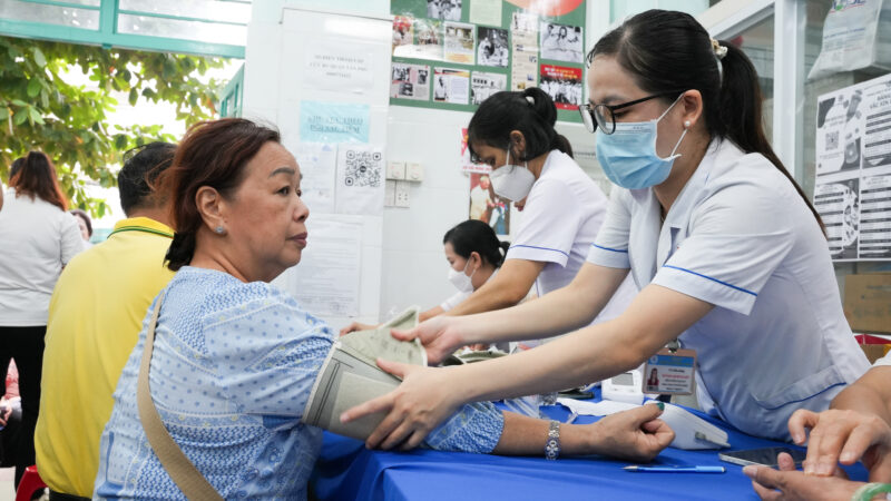nguoi benh duoc do huyet ap