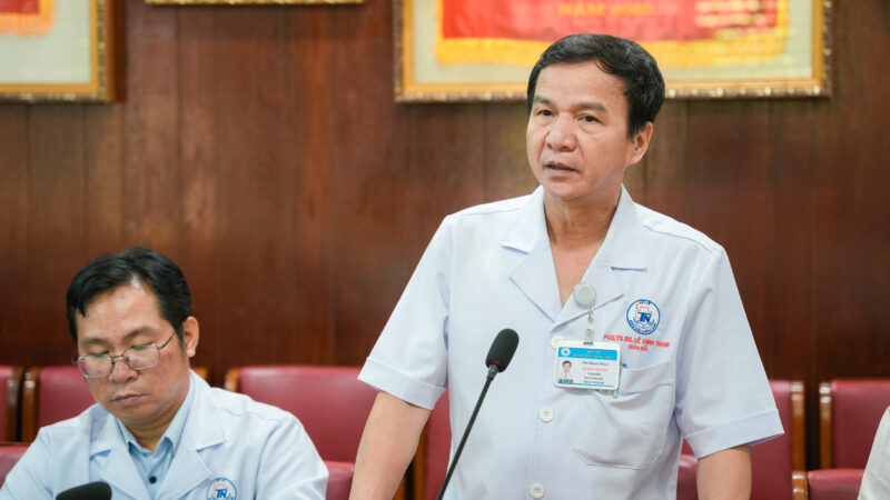 PGS.TS . Le Dinh Thanh phat bieu tai buoi lam viec