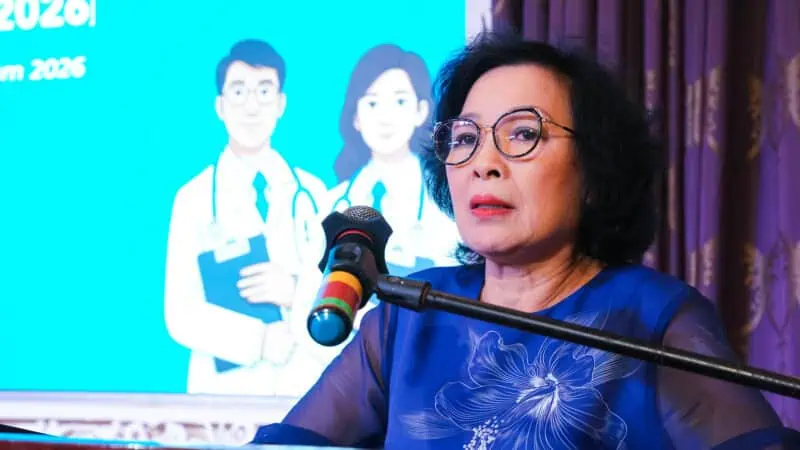 BSCK2. Nguyen Thi Lan Huong phat bieu tai buoi hop mat